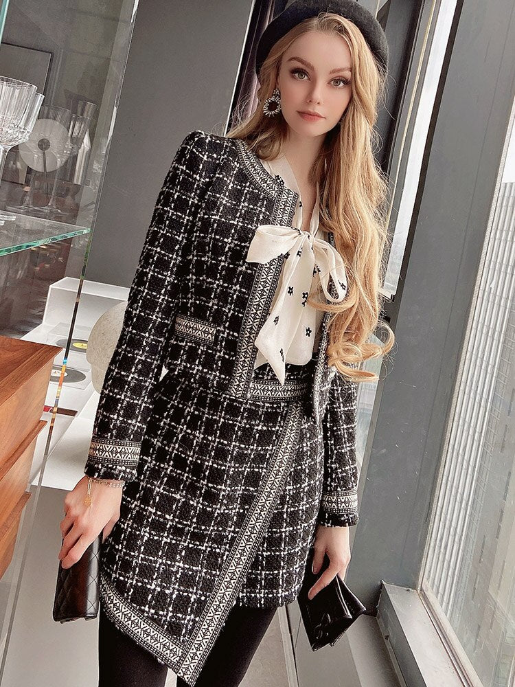 French Small Fragrance Style Pattern Chunhuani Winter Slim Top Half Skirt Two Piece Suit Women